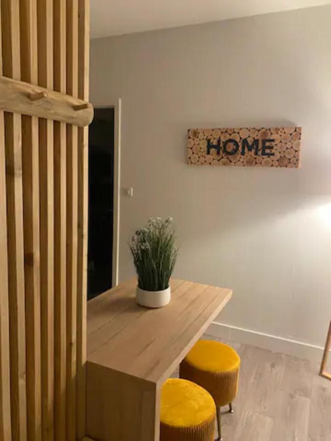 Le Canal Parking Gratuit Home-One Dole Extérieur photo